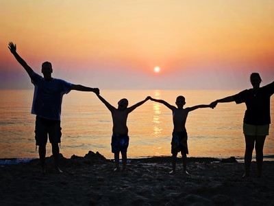 Gewinnspiel: Rossmann Gewinnspiel: Familienurlaub an der Ostsee zu gewinnen